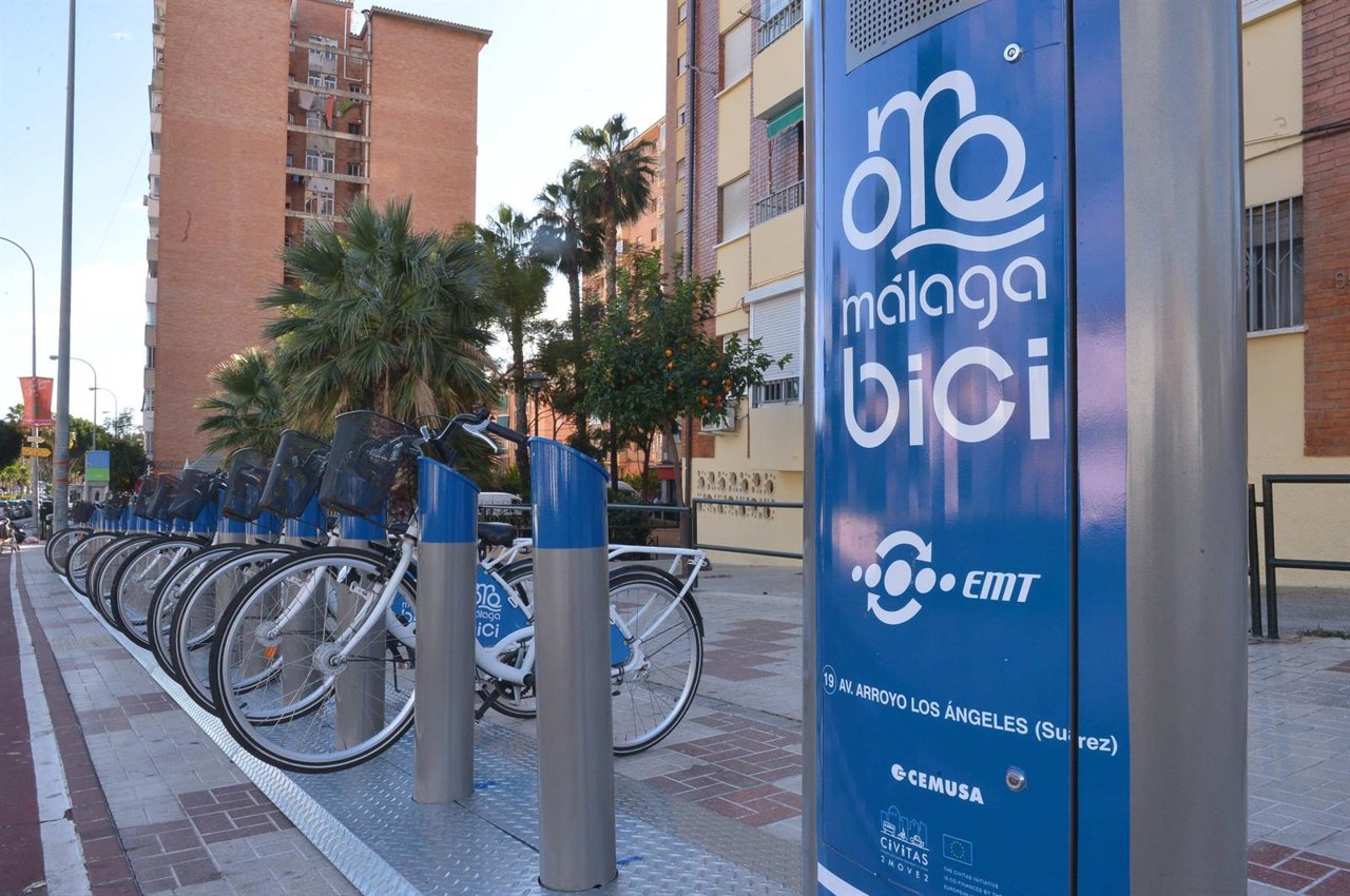 Estación de préstamo de bicicletas.