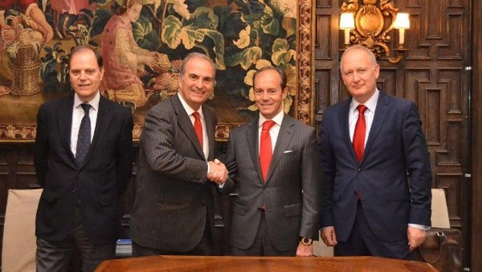 Joaquim Gay de Montellà (Fomento del Trabajo) y Rami Aboukhair (Banco Santander)