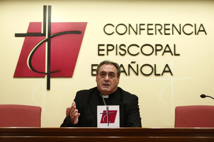 José María Gil Tamayo, secretario general de la Conferencia Episcopal