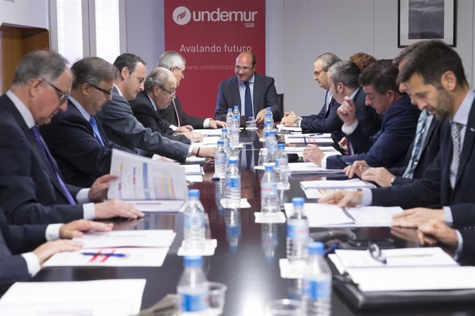 Presidentepreside reunión Consejo Undemur