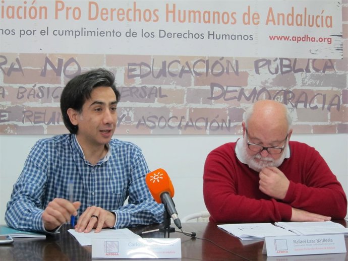 Los coordinadores de APDH-A Carlos Arce y Rafael Lara