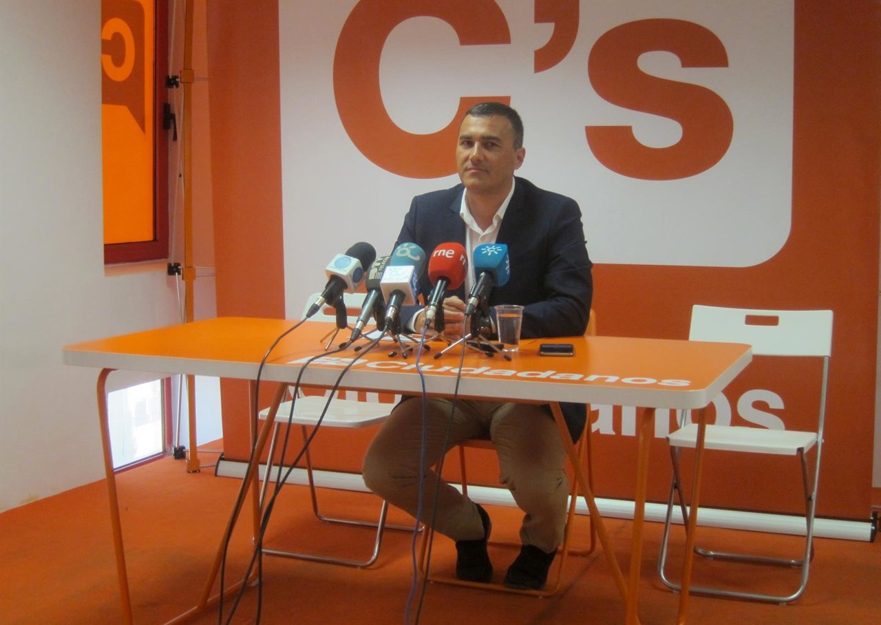 El diptuado de C's por Málaga Carlos Hernández White