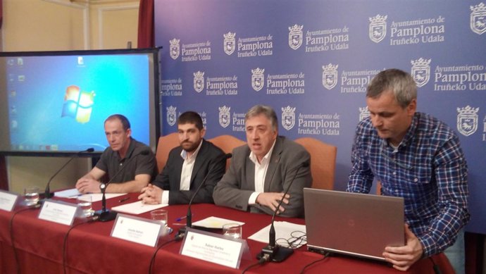 Joseba Asiron y  Aritz Romeo presentan el nuevo modelo de Policía Municipal