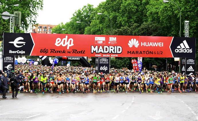 Salida del EDP Rock'n'Roll Madrid Maratón&1/2
