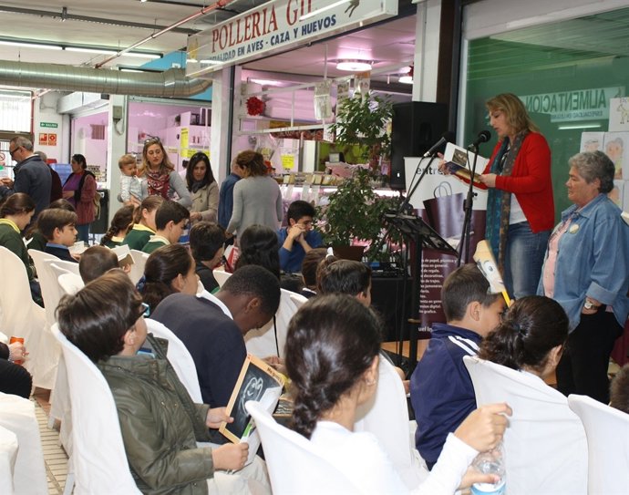 Oliva lee 'El Quijote' en el Tiro de Línea