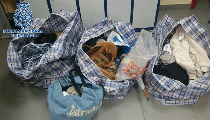 NOTA DE PRENSA: "La Policía Nacional Detiene A Dos Mujeres Por Numerosos Hurtos 