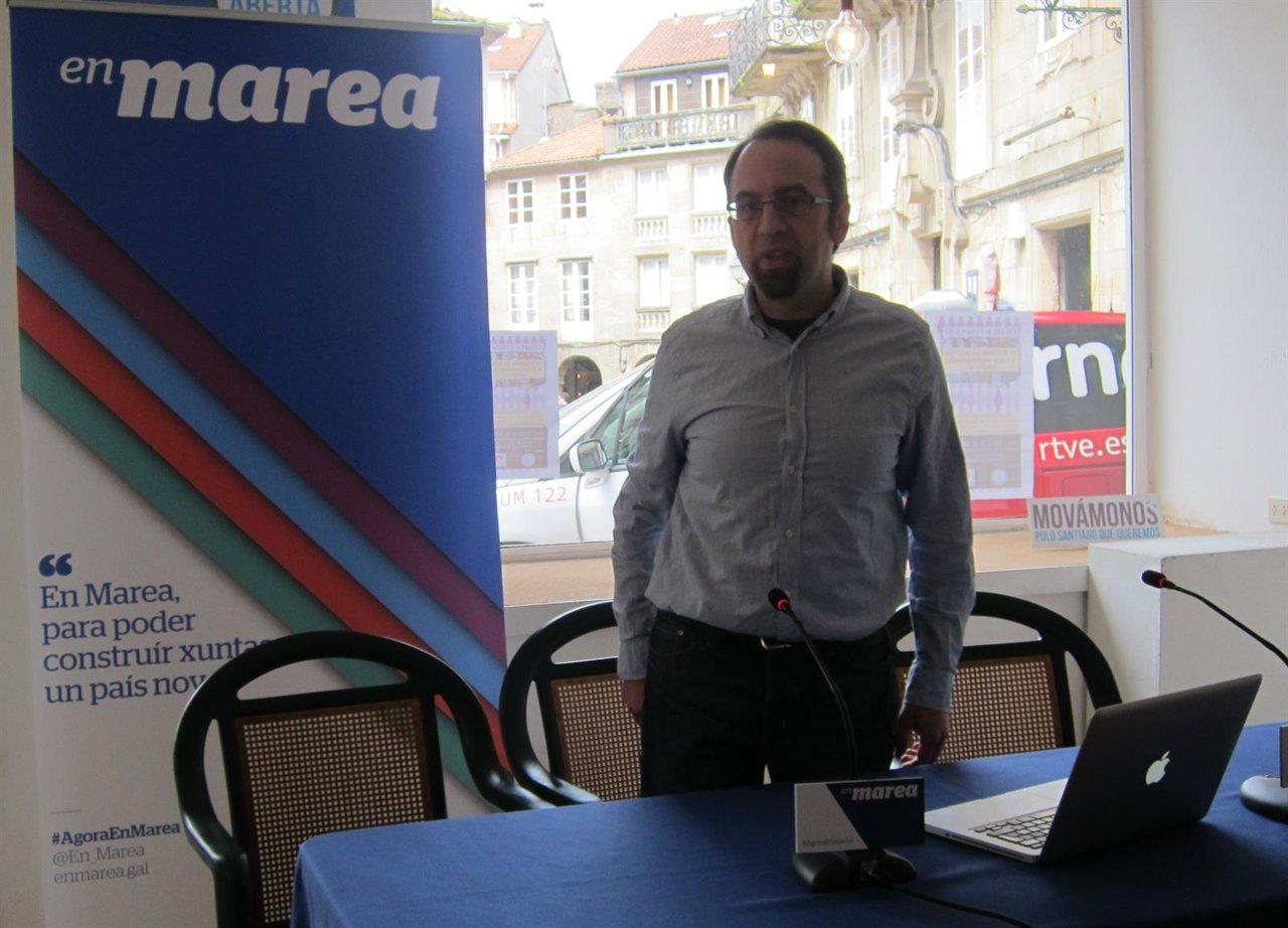 El coordinador de la consulta de En Marea, Xaime Subiela