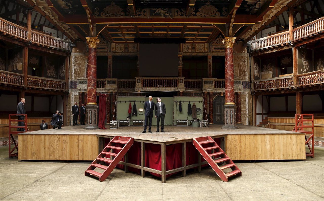 Obama visita el teatro Globe en el aniversario de Shakespeare