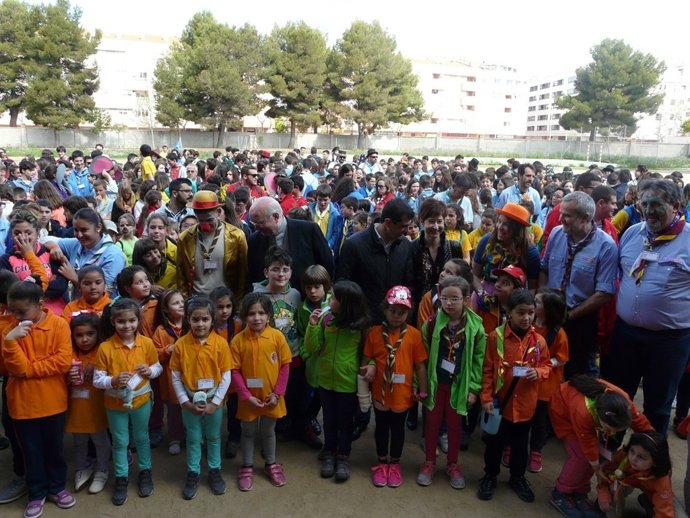 Javier Cuenca con scouts