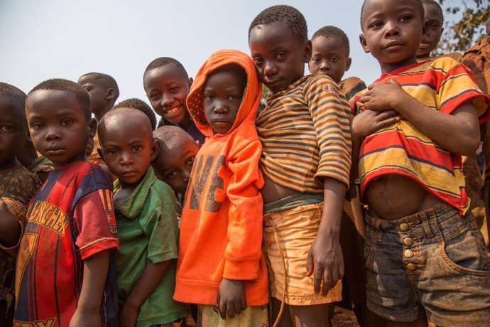 Niños burundeses refugiados en Tanzania