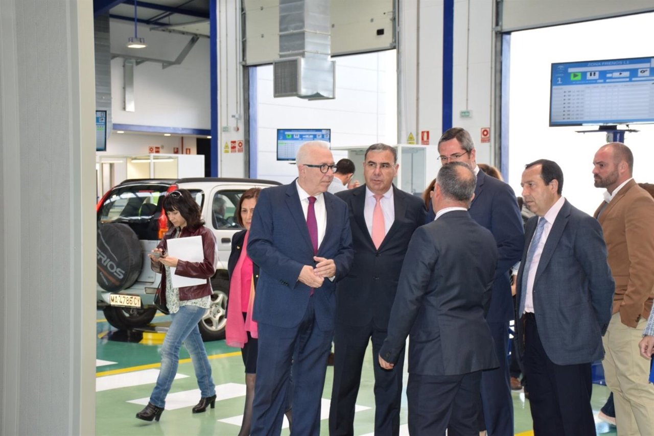 Sánchez Maldonado inaugura la estación ITV de Mijas 