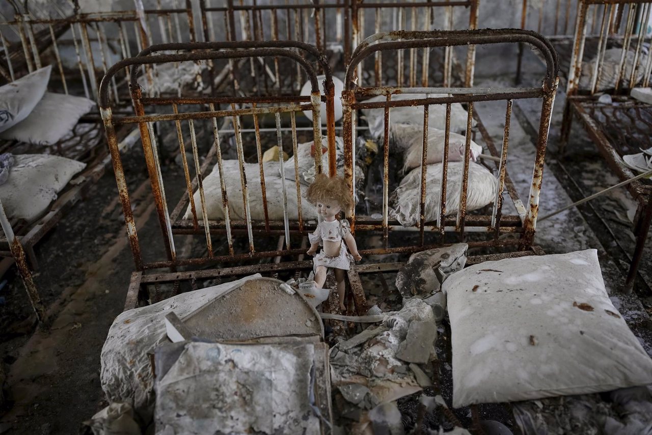 Una muñeca en la zona de exclusión de Chernóbil