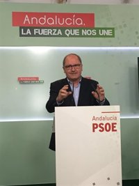 PSOE-A advierte a Podemos e IU: Ir contra el PSOE "siempre ha fracasado"