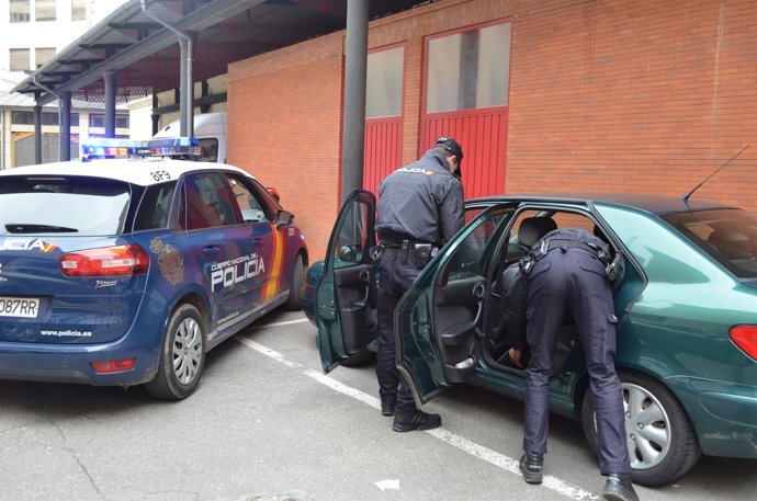 Detenidos Por Presunto Menudeo De Drogas