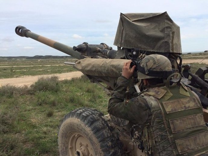 Prácticas de tiro en el campo de maniobras de San Gregorio