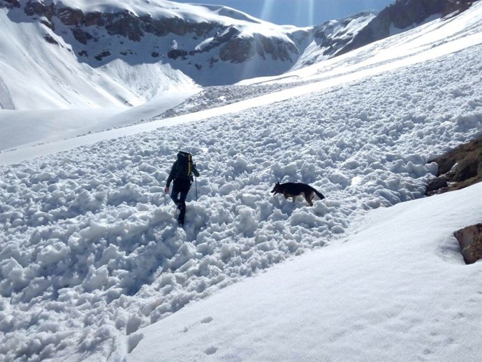 La Guardia Civil busca a un montañero desaparecido este sábado