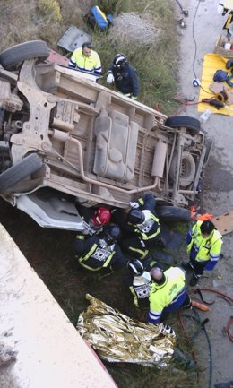 Imagen de la furgoneta siniestrada en la autovía Lorca-Águilas