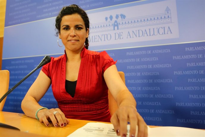 La secretaria general de Podemos Andalucía, Teresa Rodríguez, en rueda de prensa