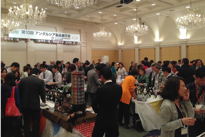 Profesionales japoneses en la Muestra Anual de Alimentos de Tokio