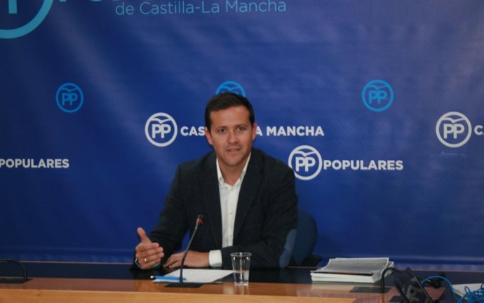 Velázquez en rueda de prensa
