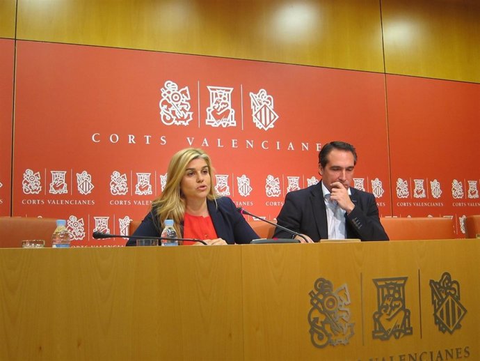 Eva Ortiz y Rubén Ibáñez, del GPP en las Corts
