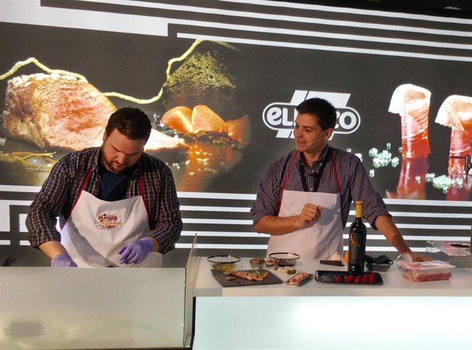 NOTA Y FOTOS: Showcooking De Sergio Fernández Con Extratiernos En El Stand De El