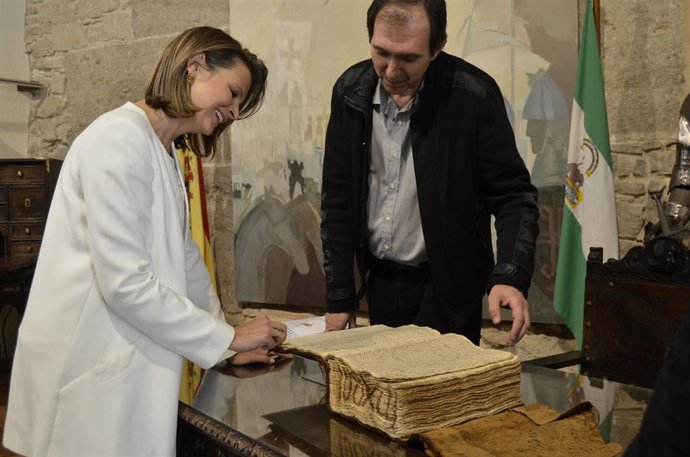 Exposición de Cervantes en el Archico Histórico Provincial