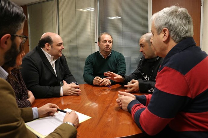 NP Y Fotos. Antuña: “La Hoja De Ruta Del Tripartito Es Regalar El Asturcón"