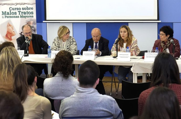 Curso  sobre malos tratos