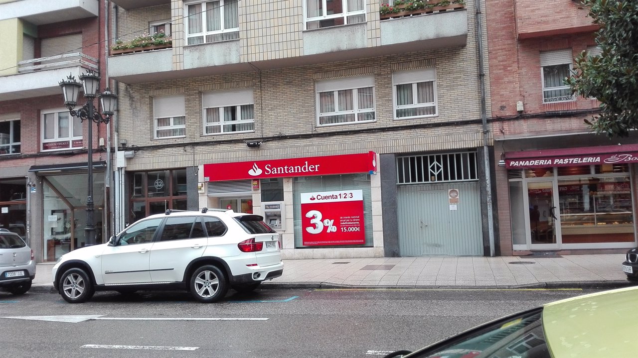 Sucursal del Banco Santander en Oviedo