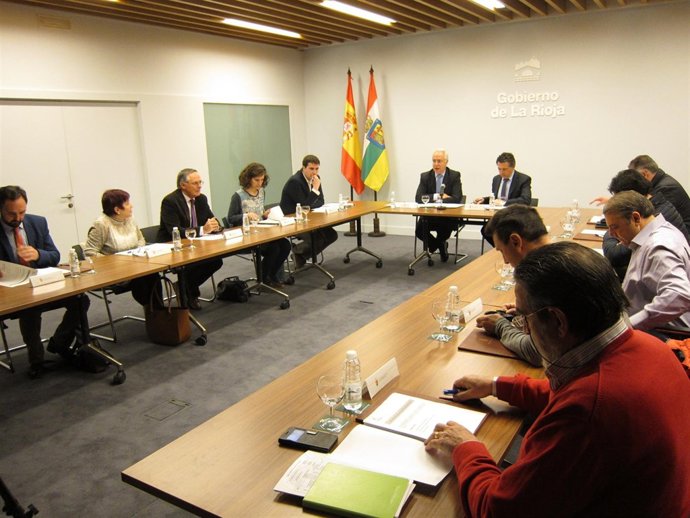 Reunión dle Consejo de cooperación local