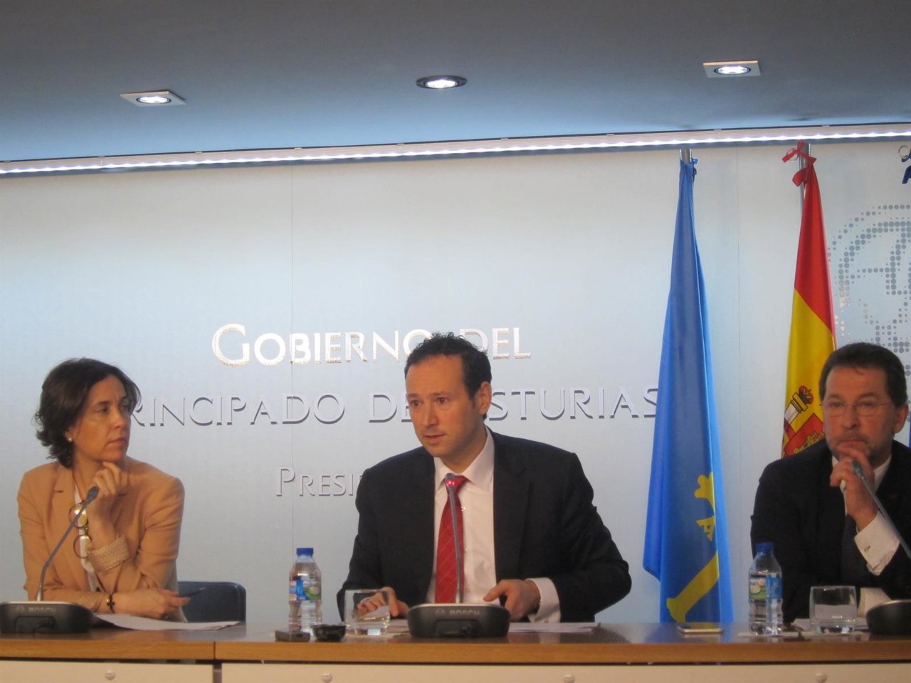 Los consejeros Dolores Carcedo, Guillermo Martínez y Genaro Alonso