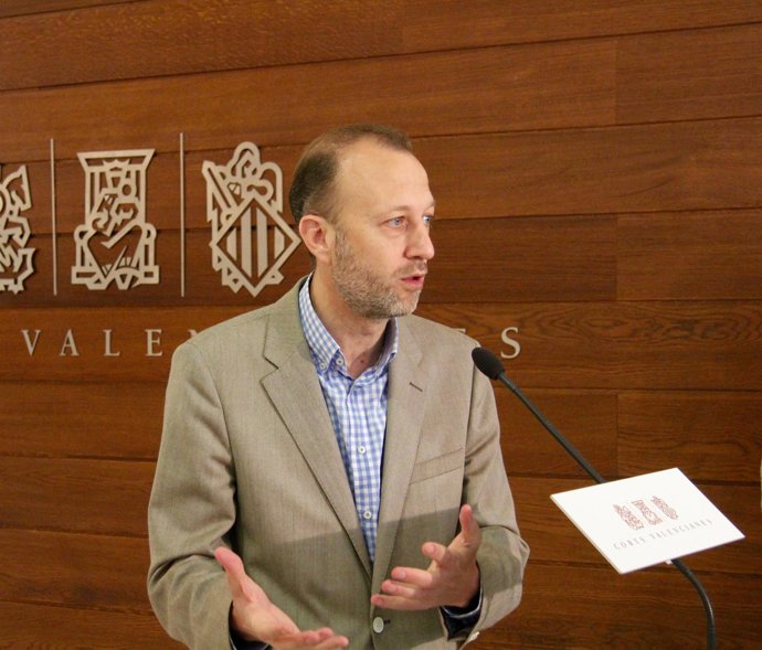 El portavoz de C's en las Corts, Alexis Marí