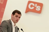 Rivera propone a los demás partidos reducir a la mitad el límite del gasto electoral y hacer un mailing conjunto