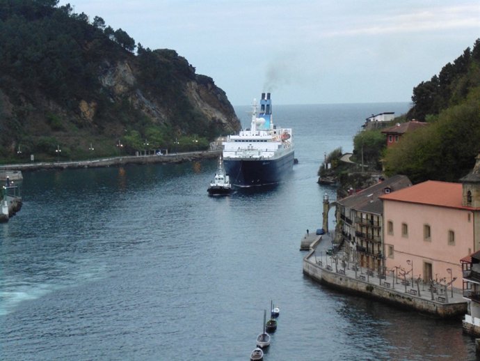 Crucero en Pasaia. 