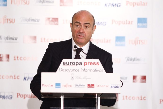 El ministro Luis de Guindos en el Desayuno Informativo de Europa Press