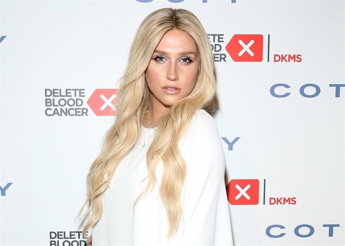 Kesha/ Getty