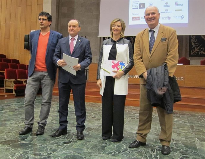Alberto Bustos, Daniel Miguel, Alicia García y Alfonso Candau en la inauguración