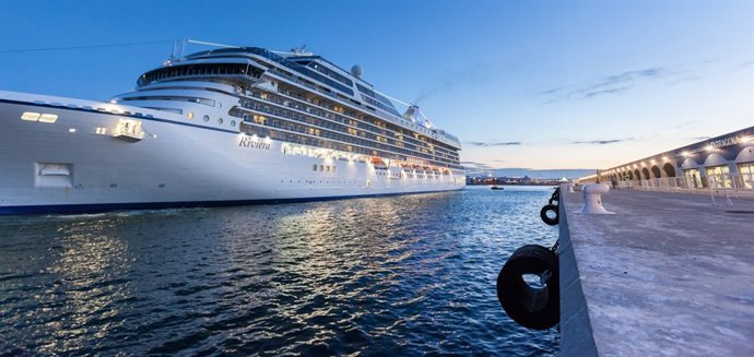 Crucero en el Puerto de Tarragona