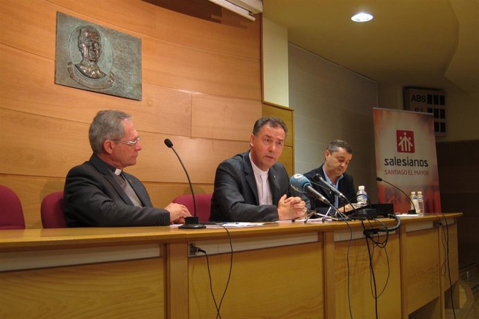 Ángel Fernández Artime, Rector Mayor Salesianos