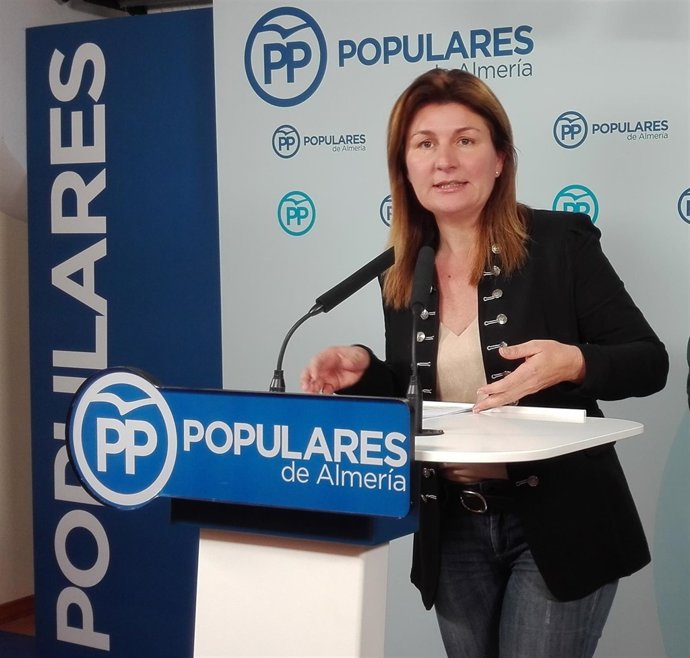 La parlamentaria andaluza del PP Rosalía Espinosa
