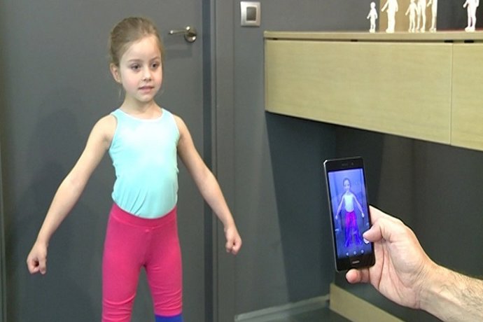Uso de la 'app' móvil para acertar en la talla de ropa de los niños