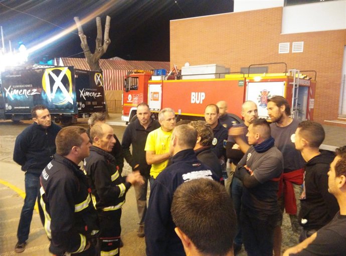 Los bomberos en la Feria de Sanlúcar. 