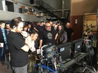 Álex de la Iglesia muestra en el Festival de Málaga el comienzo de 'El Bar'