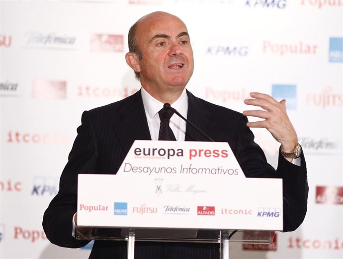 El ministro Luis de Guindos en el Desayuno Informativo de Europa Press