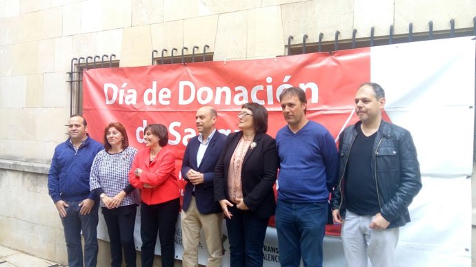 Echávarri en el centro antes de visitar la maratón de donación de Sangre