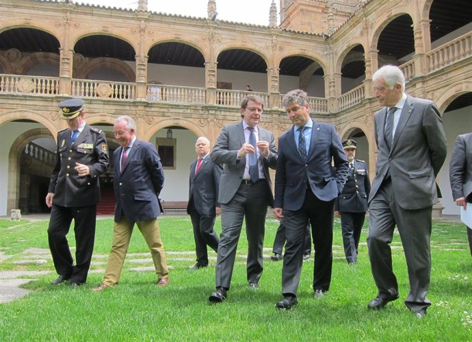Cosidó con el alcalde de Salamanca