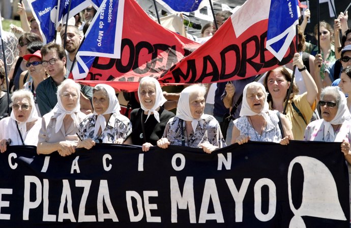 Madres de la Plaza de Mayo