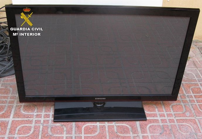 Uno de los objetos incautado por los agentes en la operación