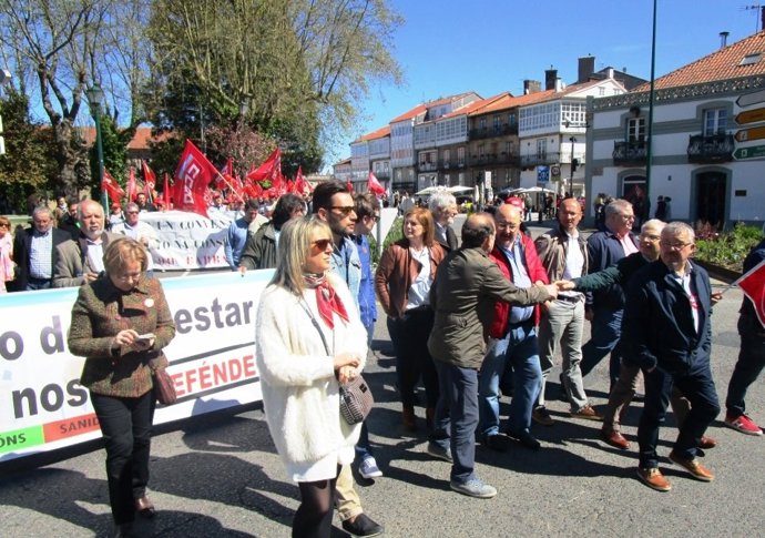 La presidenta de la gestora de PSdeG, Pilar Cancela, en la marcha de Santiago